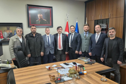 BURULAŞ Genel Müdürü Fahrettin Beşli, Bursa Minibüsçüler Odası Yönetimini ağırladı