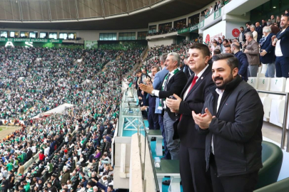 Pazar Günü Oynanan Bursaspor Maçında Tribünlerde Şampiyonluk İnancı