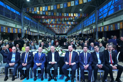 AK Parti Bursa’da Teşkilat Vefa İftarı: Birlik ve Beraberlik Mesajı