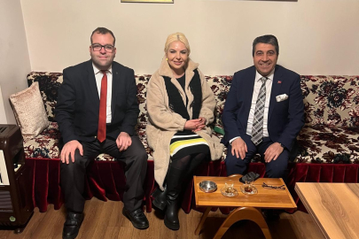 DSP Bursa İl Başkanı Mehmet Seskir’den Üftade Ramazan Sokağı’na ve Muhtar Serap Özbay’a Takdir