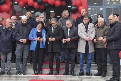 Gemlik Belediye Başkanı Şükrü Deviren ve MHP Bursa İl Başkanı Muhammet Tekin Açılışta Bir Araya Geldi