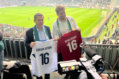 Osmangazi Belediye Başkanı Erkan Aydın,  İrfan Čengić ile maçta buluştu