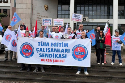 TEÇ-SEN Bursa'dan "Diploma, Kariyer Askıda!" basın açıklaması