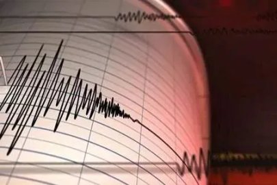 Adana ve Osmaniye peş peşe sallandı! 5,2 büyüklüğünde deprem